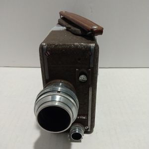 Vtg Bell and Howell video camera. 16 mm FILMO Auto Load. 1940s.